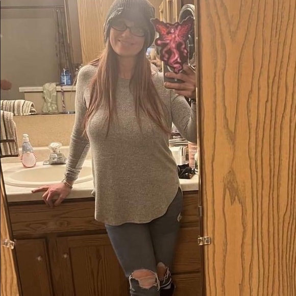 Meet your Posher, Dana - Picture 3 of 4